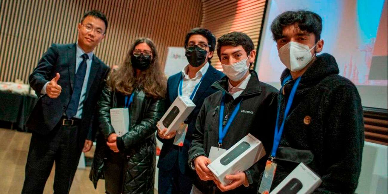 Estudiante de Ingeniería Civil Telemática UFRO es parte de equipo ganador de Huawei: Seeds for the Future